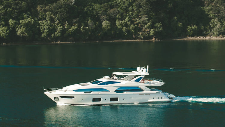 Luxury Yacht: Learn About the Major Benefits