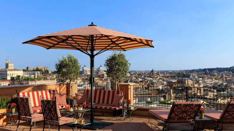 The Penthouse Suite at Hotel de la Ville: The Panoramic Residence in Rome
