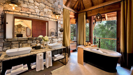 Marvelous Morukuru:  A Private South African Safari in an Exclusive-use House 