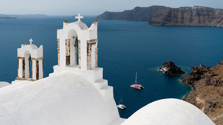 Renting a Boat in Santorini