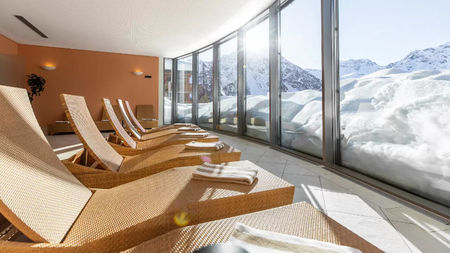 Graubunden's Spa Culture: Thermal Baths, Epic Spas and Restorative Alpine Air
