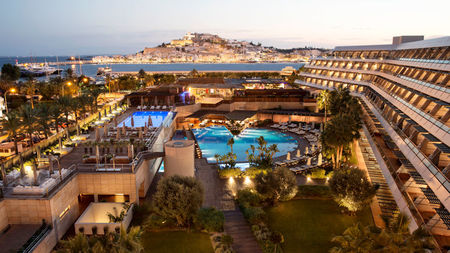Ibiza Gran Hotel Offers Michelin Star Dining, Private Experiences, Art & Wellness