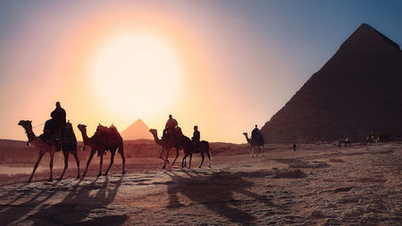 From Camel Rides to Bedouin Dinners: The Best Egypt Trips to Explore the Magnificent Pyramids of Giza