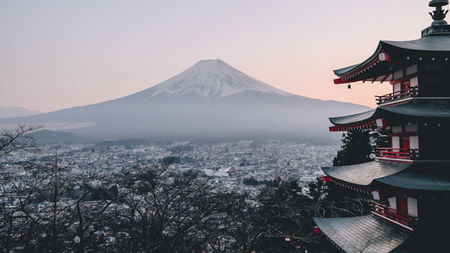A Guide to Traveling in Japan