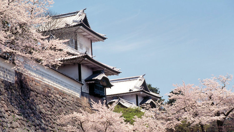 The Old Fashioned Road Trip Makes a Modern Comeback in Japan