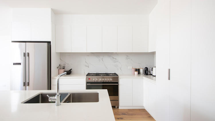 Top Tips for Keeping Your Home Clean With a Busy Schedule