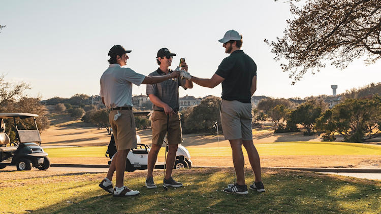 How To Choose The Right Getaway Spot For Golf Lovers