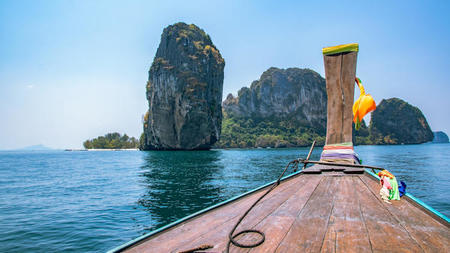 How To Do a Private Longtail Boat Tour on Phi Phi Island