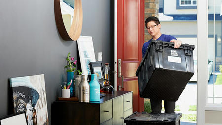 How to Manage Traveling During a Move to Another City