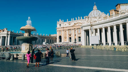 A Spiritual Journey Through Italy: Exploring Sacred Sites and Finding the Perfect Gifts