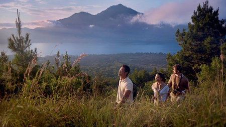 Travel that Teaches Around the World