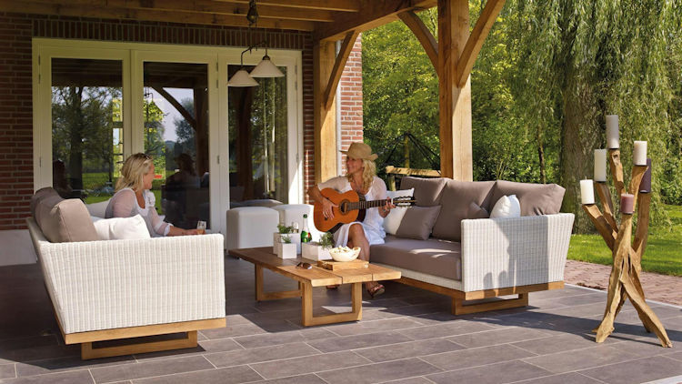 How Exterior Renovations Can Instantly Boost a Home’s Curb Appeal