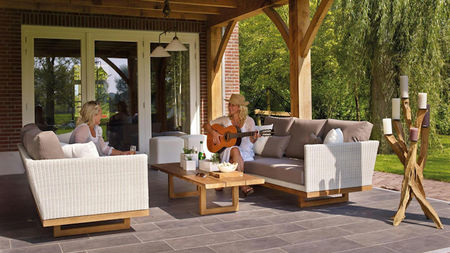 How Exterior Renovations Can Instantly Boost a Home’s Curb Appeal