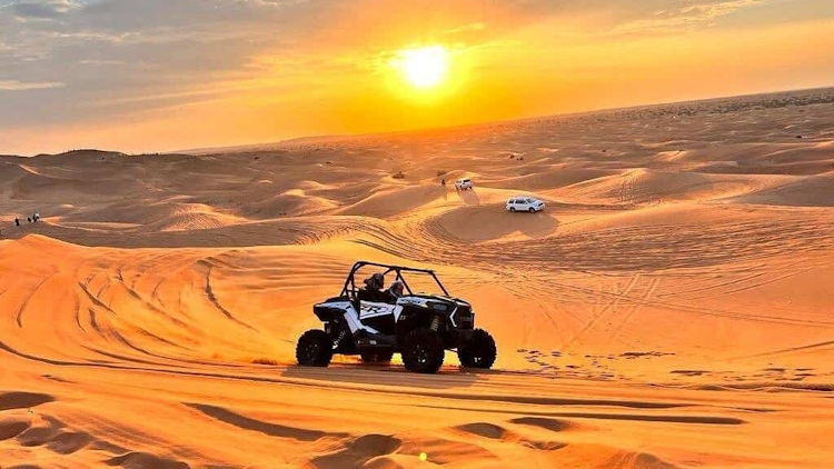 Dubai’s Red Dunes: Where Luxury Travel Meets Desert Adventure