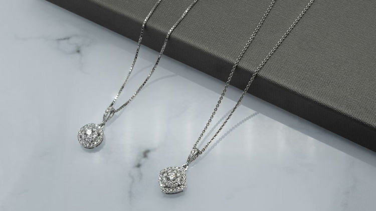 Best Station Necklaces to Buy in 2026: Styles, Metals & What to Look For