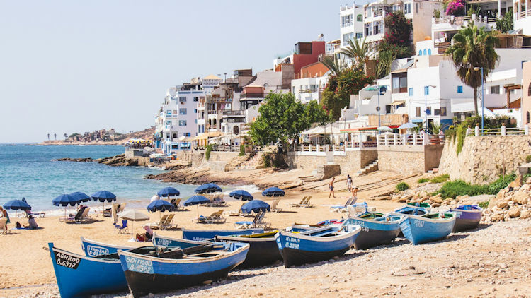 5 Best Surf Camps in Taghazout, Morocco for Beginners