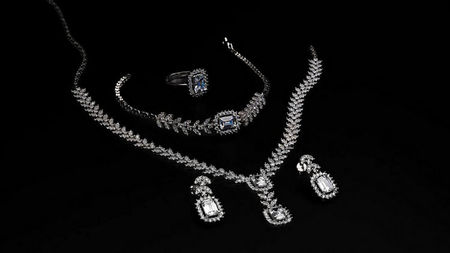 Finding the Best Jewelry Buyer in Palm Beach When Visiting South Florida