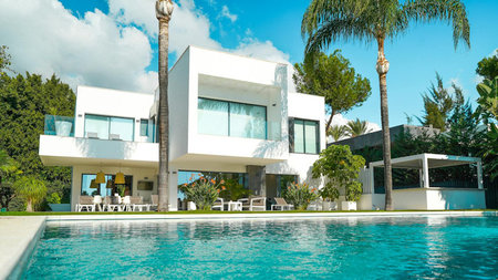 5 Features Today’s High-End Travelers Expect From Luxury Rentals