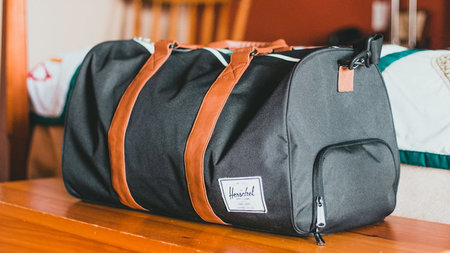 Why Experienced Travelers Always Carry a Backup Bag