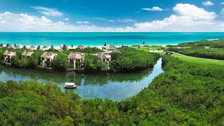 Kids Play Golf Free at Fairmont Mayakoba on the Riviera Maya