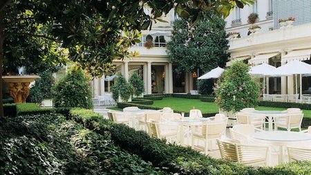 Le Bristol Paris Renovates Famous Garden