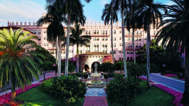 Boca Raton Resort & Club Debuts Pink Rink for Winter Iceskating