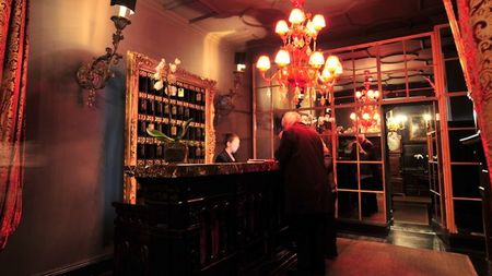 London's No.11 Cadogan Gardens Offers Discounts at Local Shops