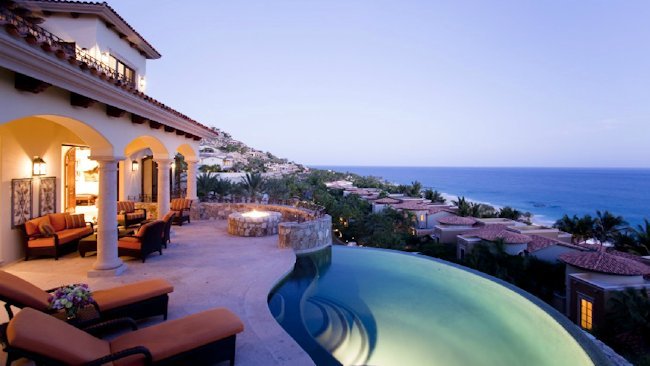 Villas Del Mar Offers Private Villa Experience in Los Cabos