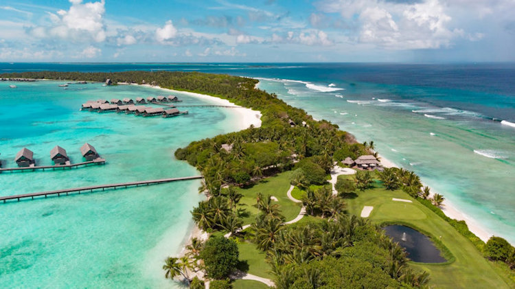 Golfing in Paradise at Shangri-La's Villingili Resort & Spa, Maldives