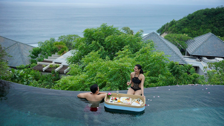 Instagrammable Floating Trays at Banyan Tree Resorts