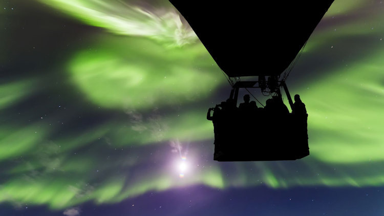 Why You Should Visit The Northern Lights In Your Lifetime