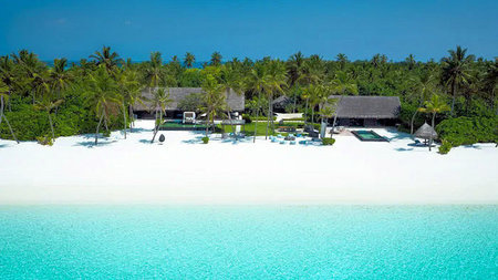 Enjoy Complete Privacy in the Maldives at One&Only Reethi Rah's Grand Sunset Residence 