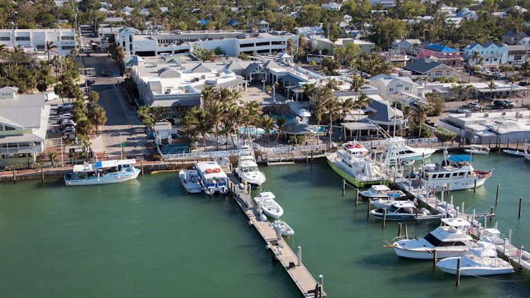Where to Eat and Stay in Florida for Boat Lovers