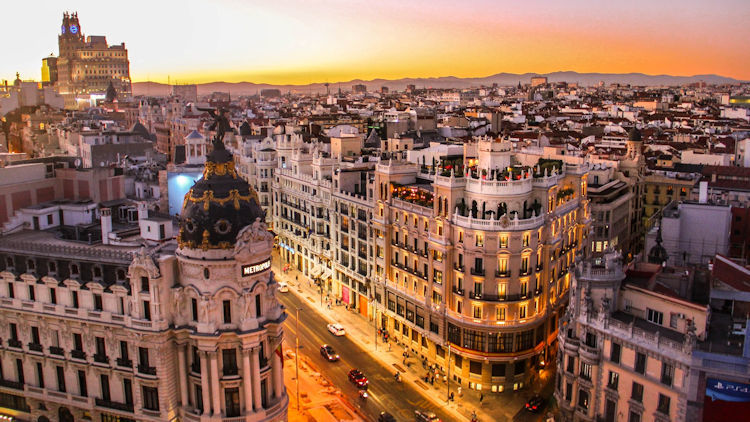 Top 10 Tourist Mistakes to Avoid When Visiting Spain