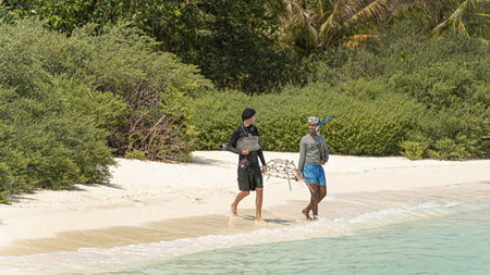 Teen Trainee Marine Biologist Program Offered at Four Seasons Resort Maldives at Landaa Giraavaru