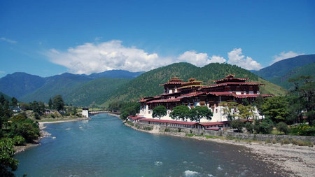 Bhutan Introduces Incentives for Longer Stays