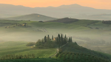 Why Choose Italy for Your Next Getaway with Haute Retreats? Discover Luxury Villas in Tuscany and Umbria