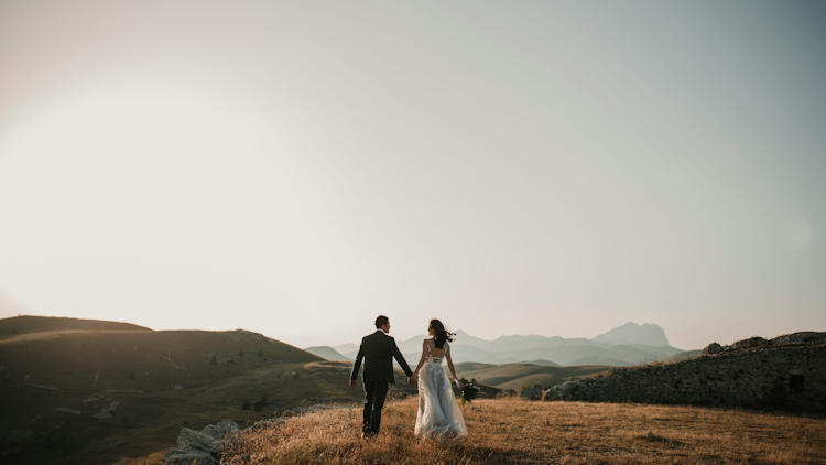 Love on Location: Luxury Destination Wedding Photo Book Inspiration