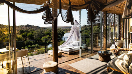 Treehouse Travel: Ultimate Serenity