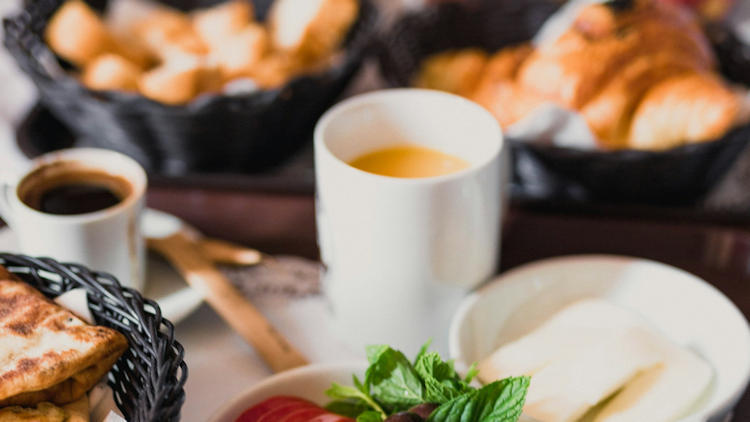 Why Complimentary Breakfast Matters in Hotels: Boosting Satisfaction & Profits