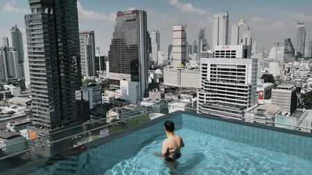 Sky-High Bliss Meets Urban Chic at the Most Glamorous Rooftop Pools in the U.S.