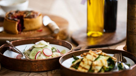 Luxurious Dining Experiences Beyond the Table