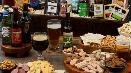 5 Best Christmas Gift Baskets for Him (2025)