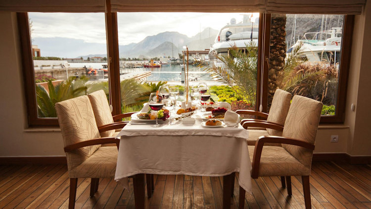 Where Business Ends and the Journey Begins: How Luxury Travel Is Blending Work, Leisure, and Culinary Experience