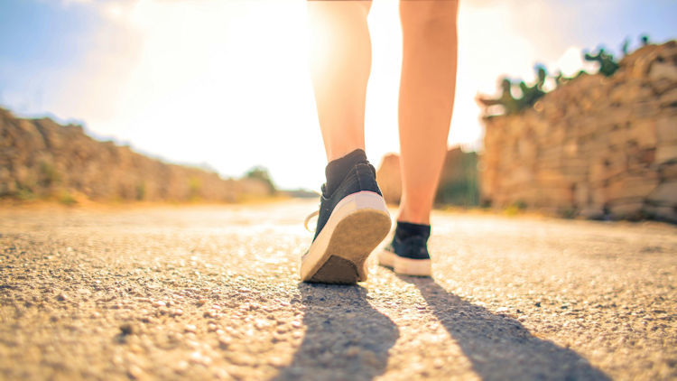 Why Lightweight Sneakers Quietly Became My Most Important Piece of Travel Gear