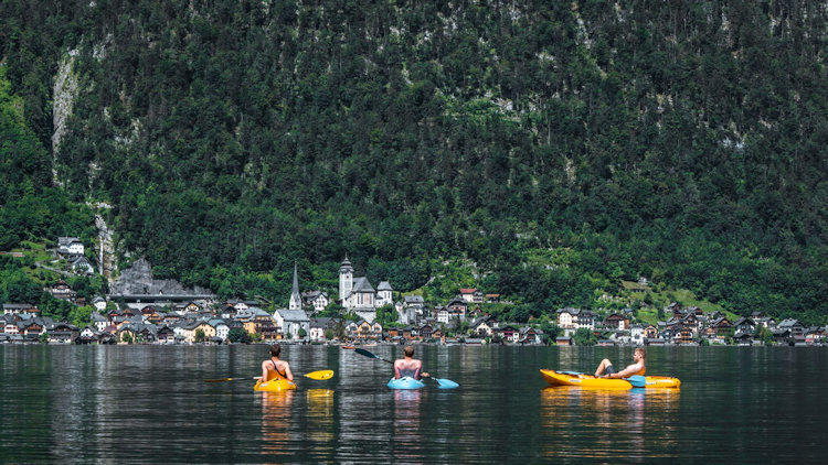 Why the World's Most Successful Entrepreneurs are Investing in Experiences, Not Possessions