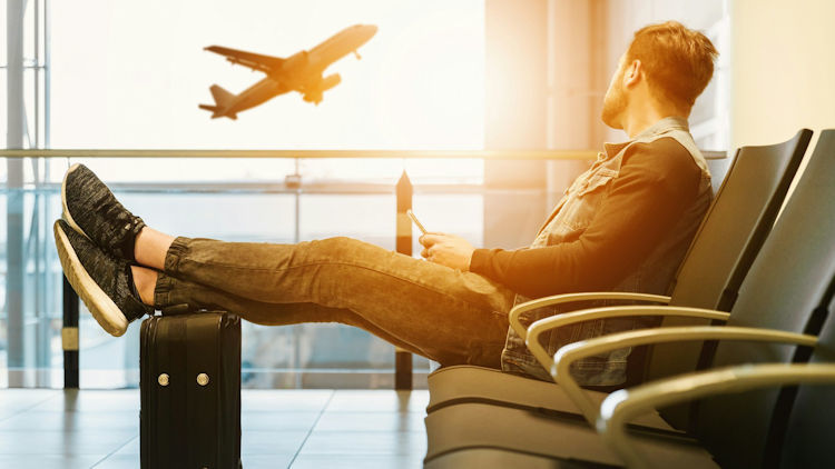 Best AI Travel Hacks Professionals Are Using in 2026 to Get More Out of Every Trip