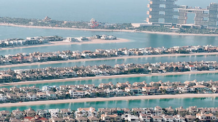 Garden Home or Signature Villa? A 2026 Buyer's Map of Palm Jumeirah's Fronds