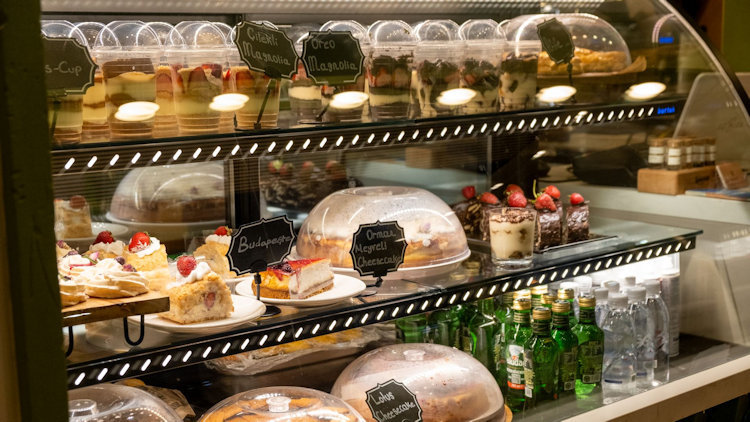 Why the World’s Best Food Destinations Keep Their Freshness in Plain Sight