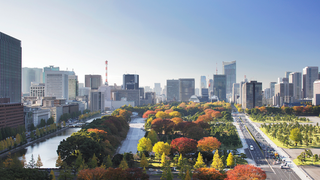 Sip Sake Under the Stars or Dress Like One at Palace Hotel Tokyo